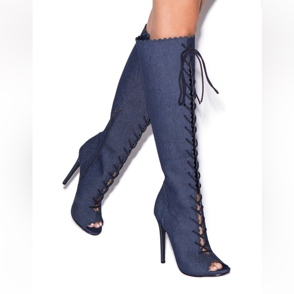 Shoedazzle's Evette Over the Knee Peep Toe Lace Up Stiletto Boots! - Picture 11 of 11